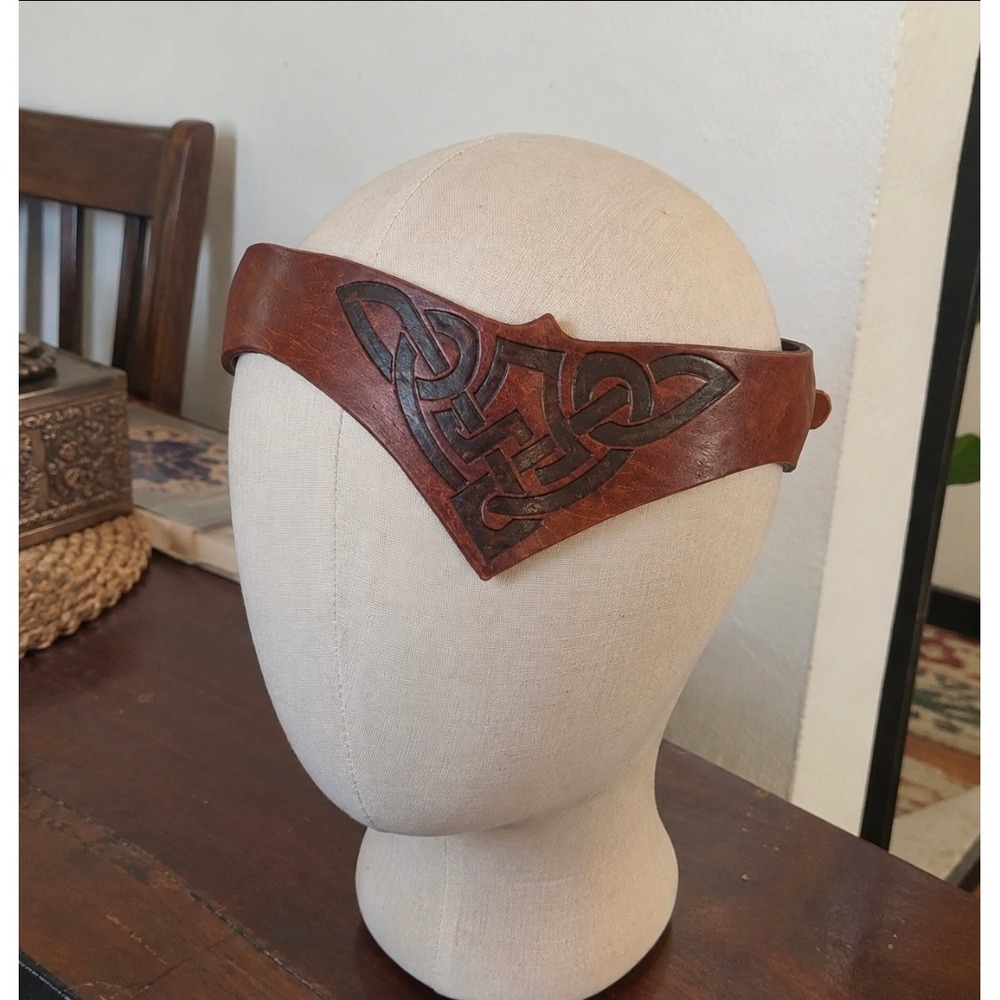 Brown faux Leather Celtic Knot Circlet Headband Medieval Fantasy Renaissanc Fair